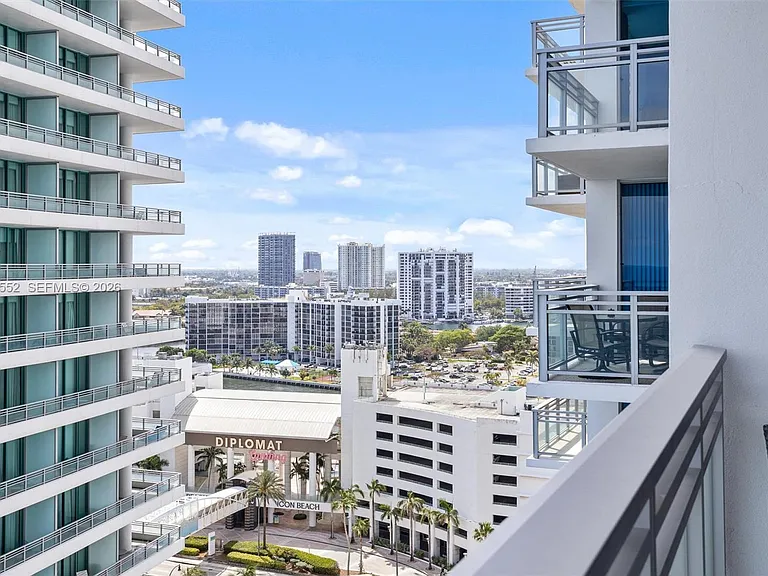 3535 S Ocean Dr #1703 — Photo 37