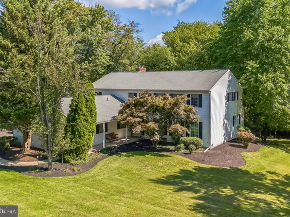 872 Gainsway Rd, Yardley, PA 19067