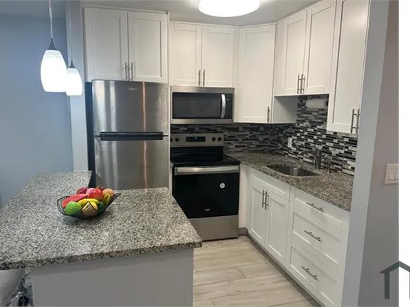 107 Kent St #G, West Palm Beach, FL 33417