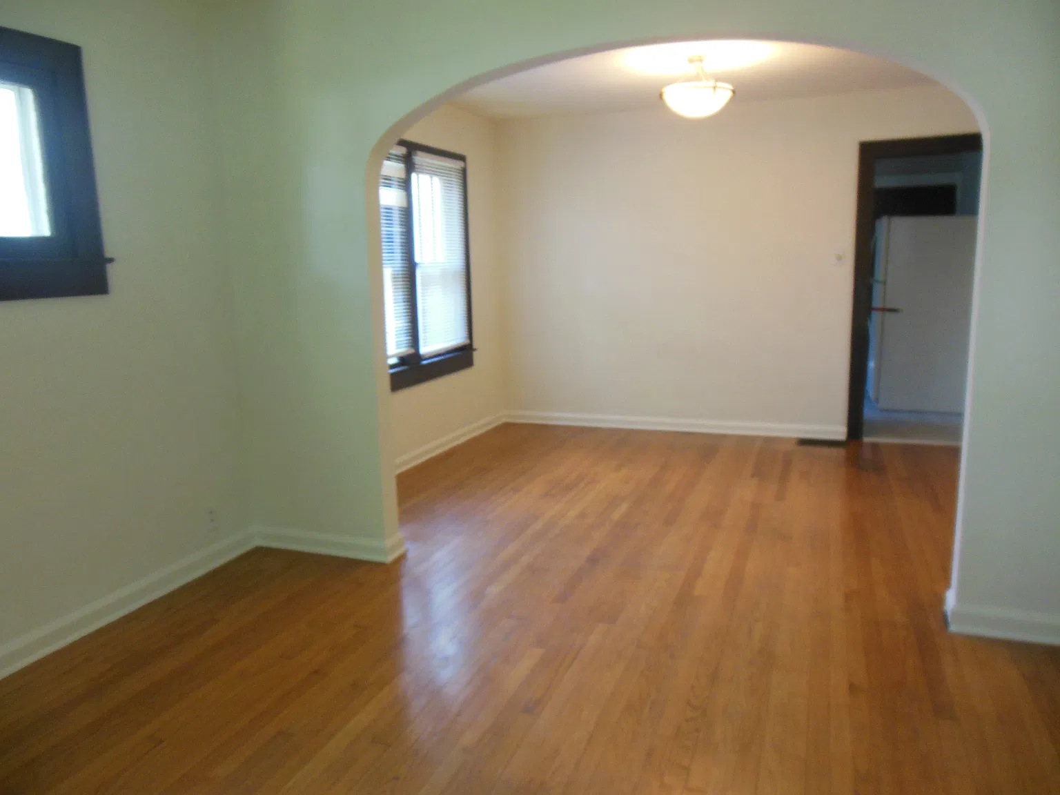 2 bed, 950 sqft, $1,450 — Photo 4