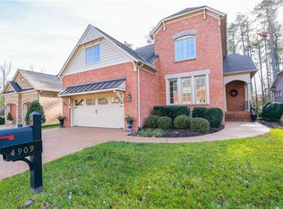 4909 Grey Oaks Villas Dr, Glen Allen, VA 23059