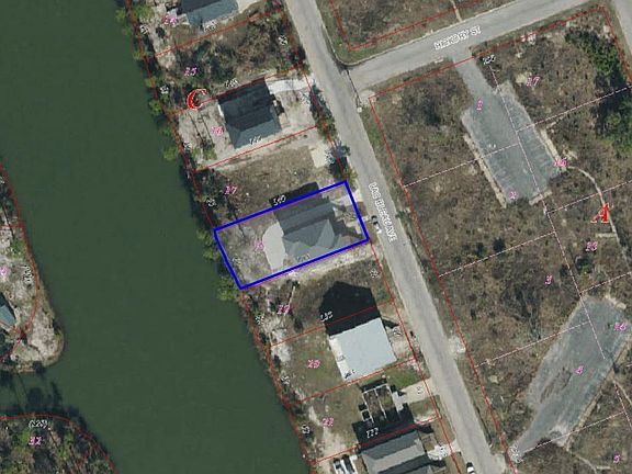4th image of 321 Lac Bleu Ave