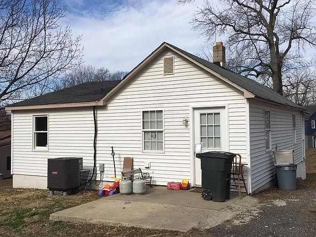 1st image of 2830 Runions Ln