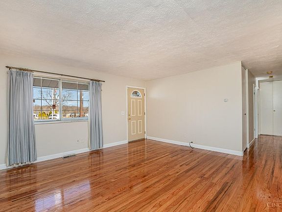 5th image of 1619 Brightview Dr