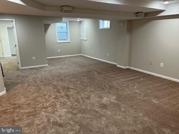 4th image of 15997 Kensington Pl