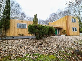 45 Peconic Rd, Southampton, NY 11968