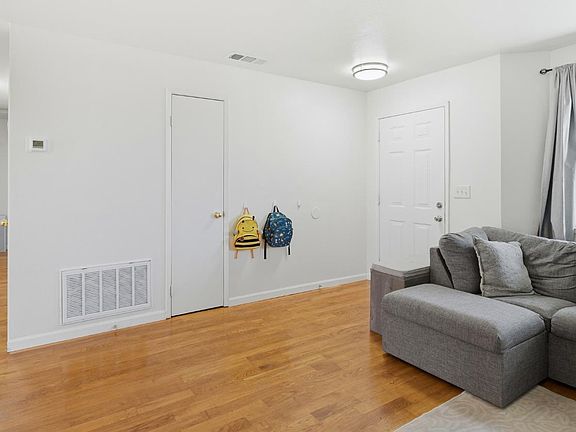 5th image of 9549 Orion Drive