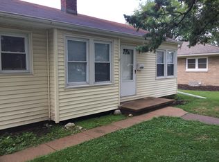 2409 29th St, Moline, IL 61265