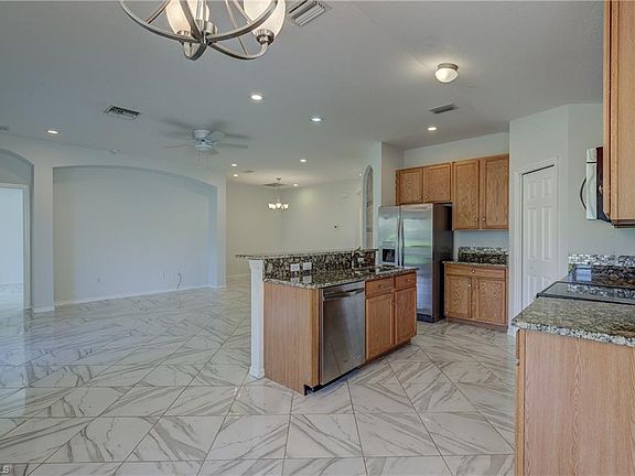 5th image of 9542 Lassen Ct