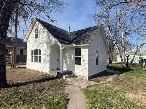 710 11th St S, Great Falls, MT 59405