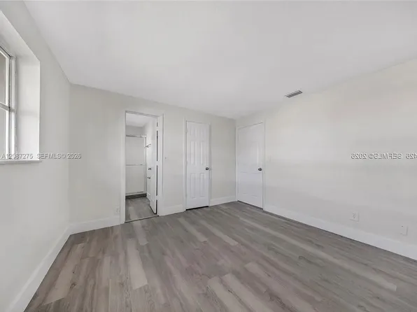 2550 NW 2nd Dr, Pompano Beach, FL 33064