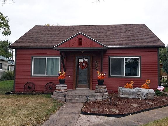 2nd image of 842 1st St