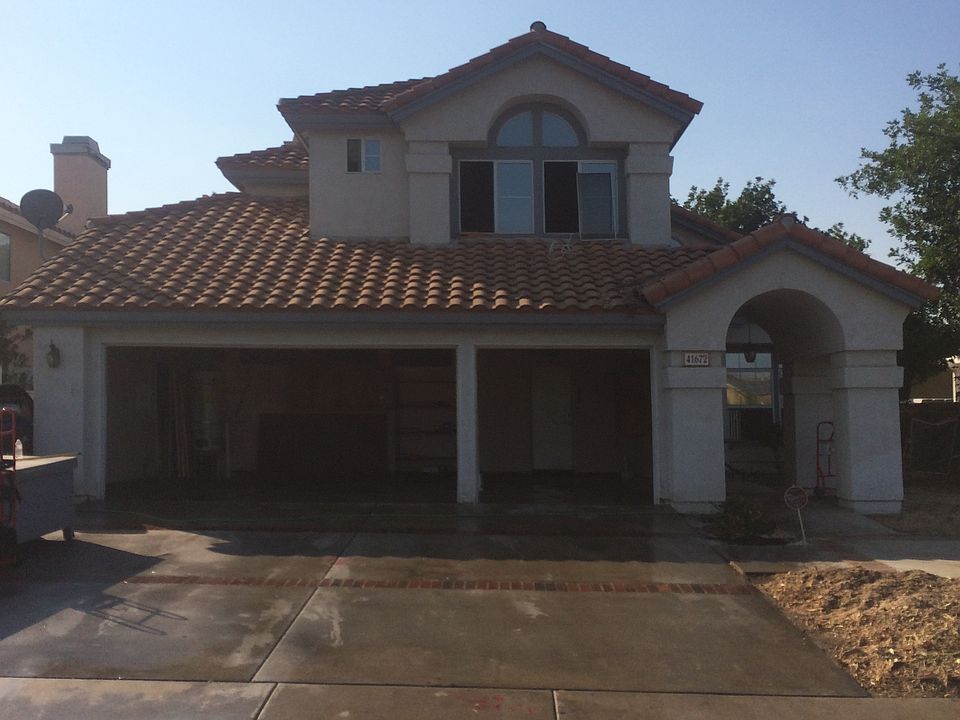2nd image of 41672 Magnolia St