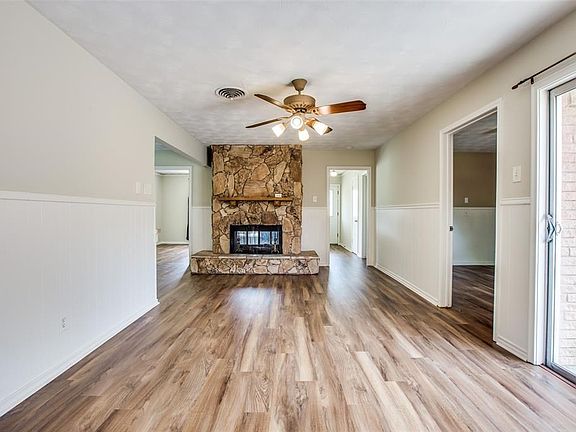 4th image of 8477 Sweetwood Dr