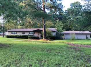502 Hillcrest St, Hughes Springs, TX 75656