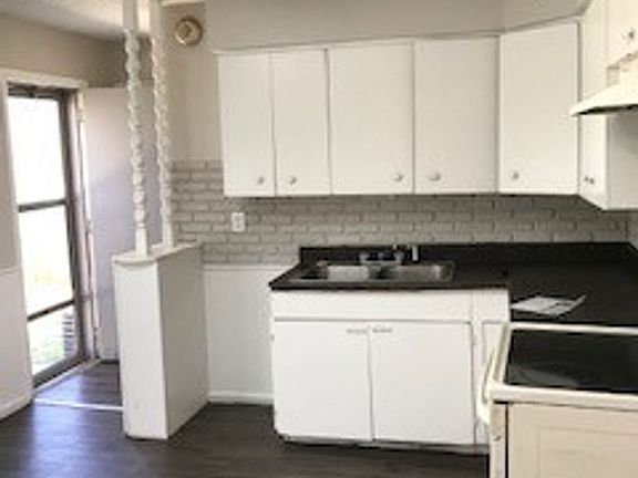 5th image of 9309 Stark Ave