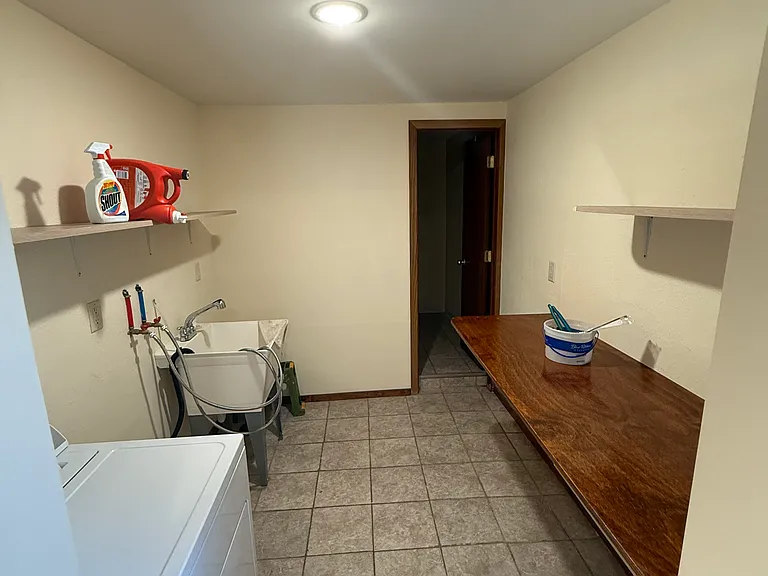114 N Summit Ave #114B — Photo 22