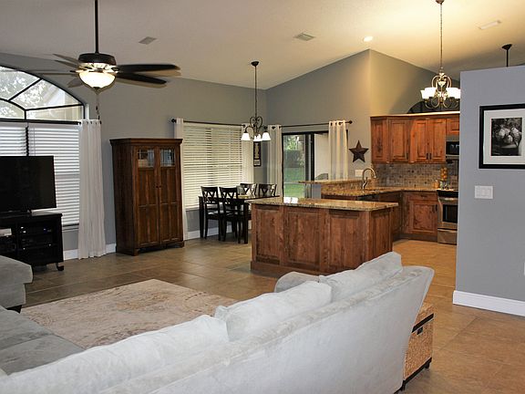 FAMILY ROOM INTO KITCHEN
