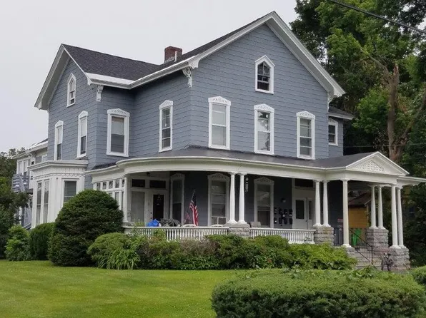 45 Pleasant St APT 2, Rutland, VT 05701