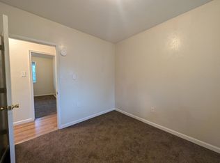 210 NE 5th Ave, Mill City, OR 97360