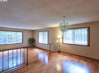 3845 SW 5th Dr, Gresham, OR 97030