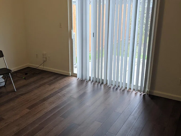 127 Huber Ct — Photo 10