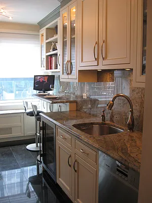 Sold by Sotheby's International Realty | media 25