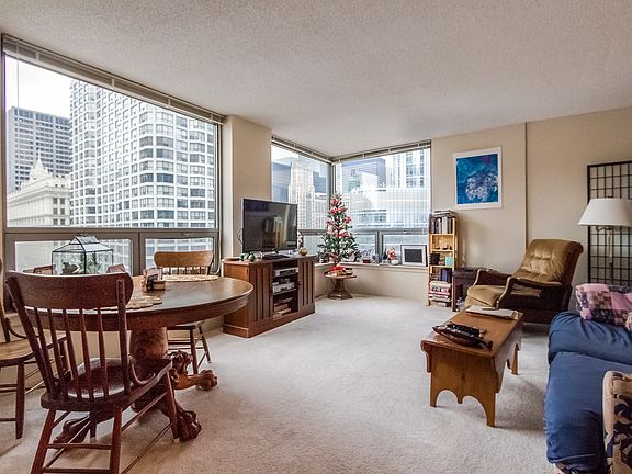 4th image of 440 N Wabash Ave APT 2111