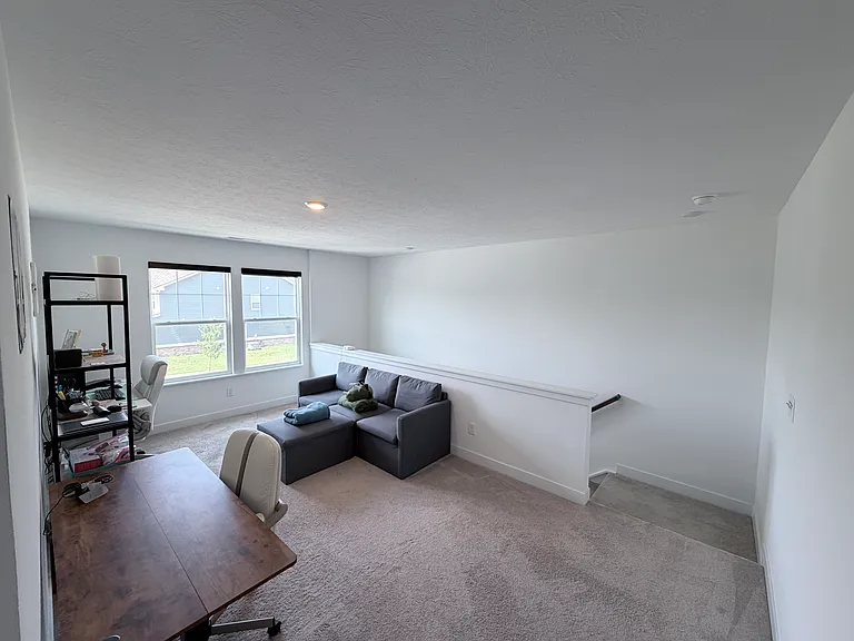 2137 Egbert Rd — Photo 19