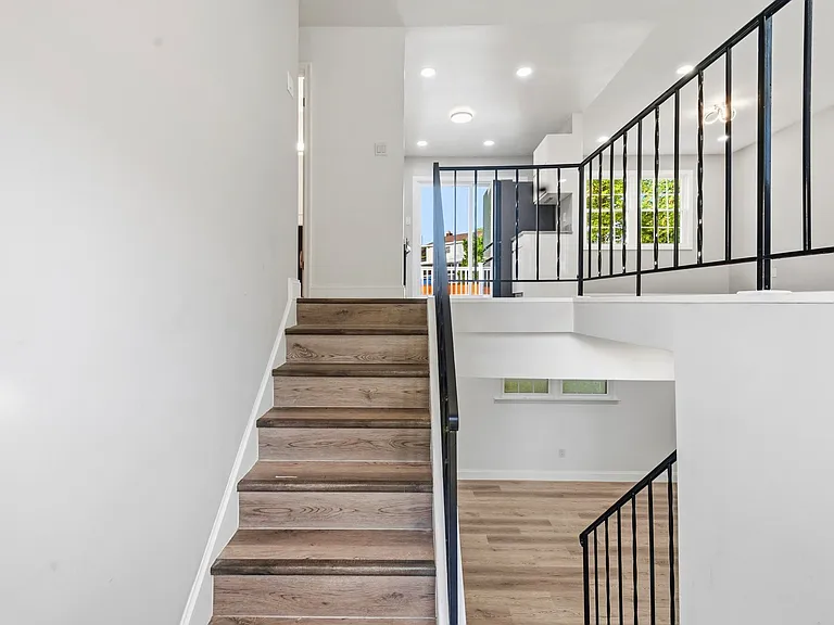 6301 Linus Dr — Photo 6