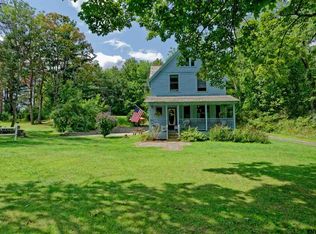 38 Wiegner Ln, Troy, NY 12180