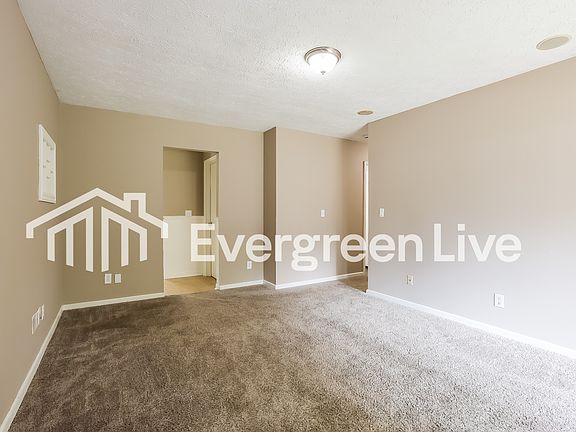 4th image of 5717 Winship Dr