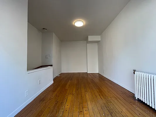 Rented by Douglas Elliman | media 16