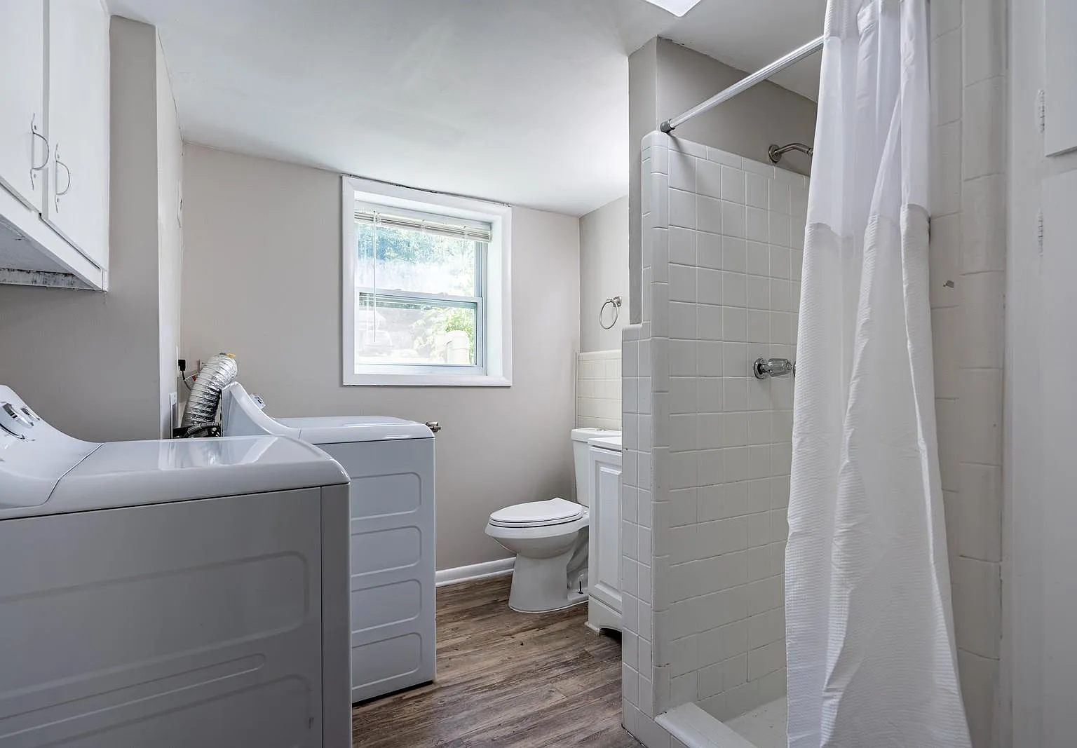 4 bed, 4.0 bath, 1481 sqft, $702 — Photo 3