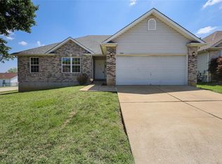 8404 Weber Trail Dr, Saint Louis, MO