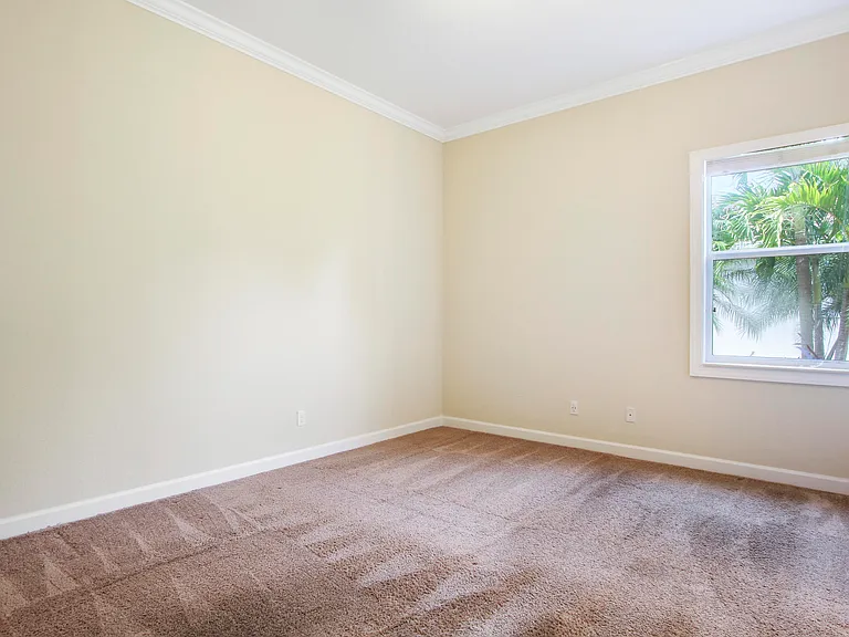 12101 SW Aventino Dr — Photo 23