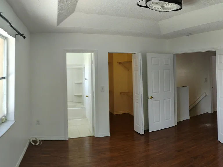 Master Bedroom - 3 Panoramic View