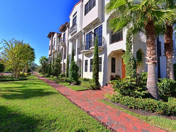 2nd image of 4815 Yacht Club Dr Unit 101