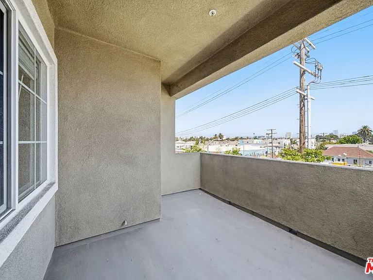 1408 W Washington Blvd #303 — Photo 7