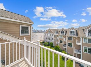 490 Fulton Ct, West New York, NJ 07093