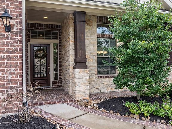 2nd image of 12110 Coldwater Cove Ln