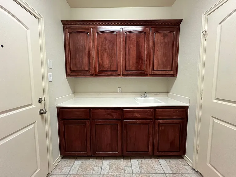 14813 Leeward Dr #404 — Photo 44