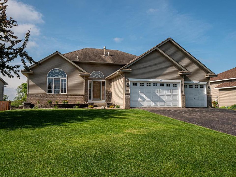 1st image of 5417 Kahler Dr NE