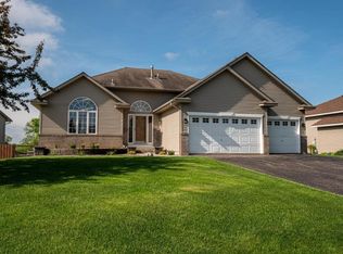5417 Kahler Dr NE, Albertville, MN 55301