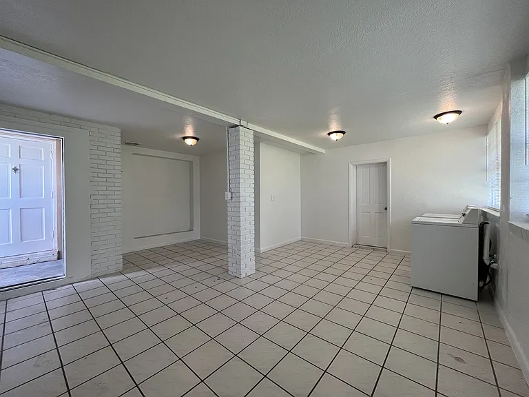 9870 Nicaragua Dr — Photo 15