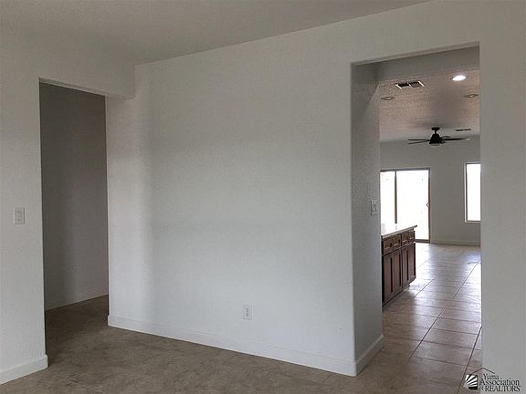 3rd image of 3511 S Ostrich Dr