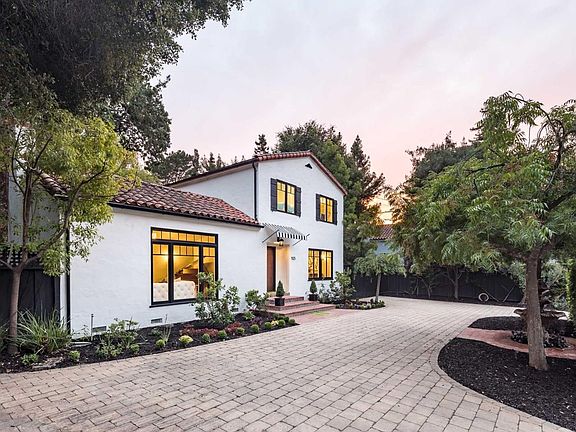 2nd image of 105 Scenic Dr