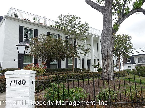 2nd image of 1940 Mount Vernon Ct APT 16