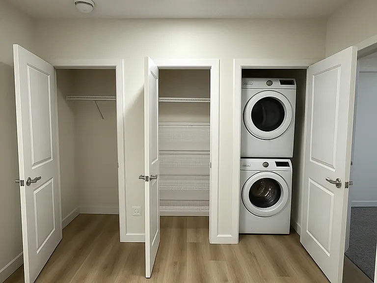 1244 Plum Bnd SW #2 — Photo 10