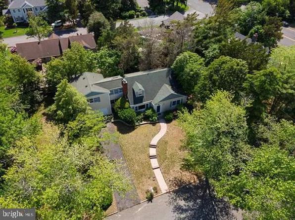 209 Berkshire Ave, Linwood, NJ 08221